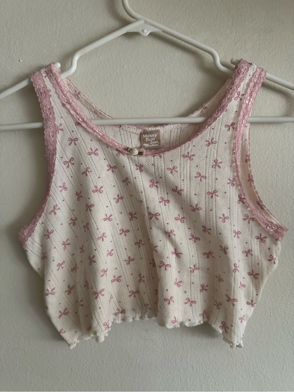 Messy Bun Just Chillin’ Pink Bow Print Coquette Cropped Tank